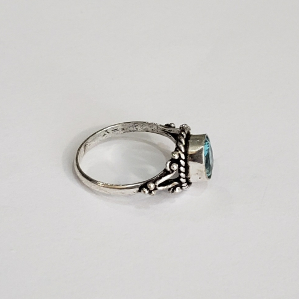 Blue topaz ring, 925 silver blue topaz ring, 925 blue topaz vintage ring - Picture 7 of 14